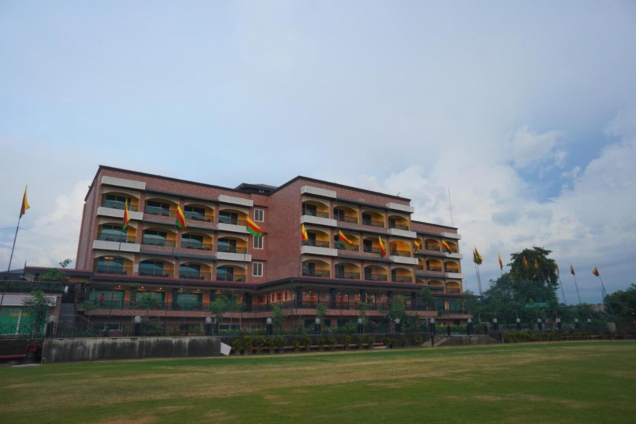 Mayfair Purnea Purnia Exteriör bild