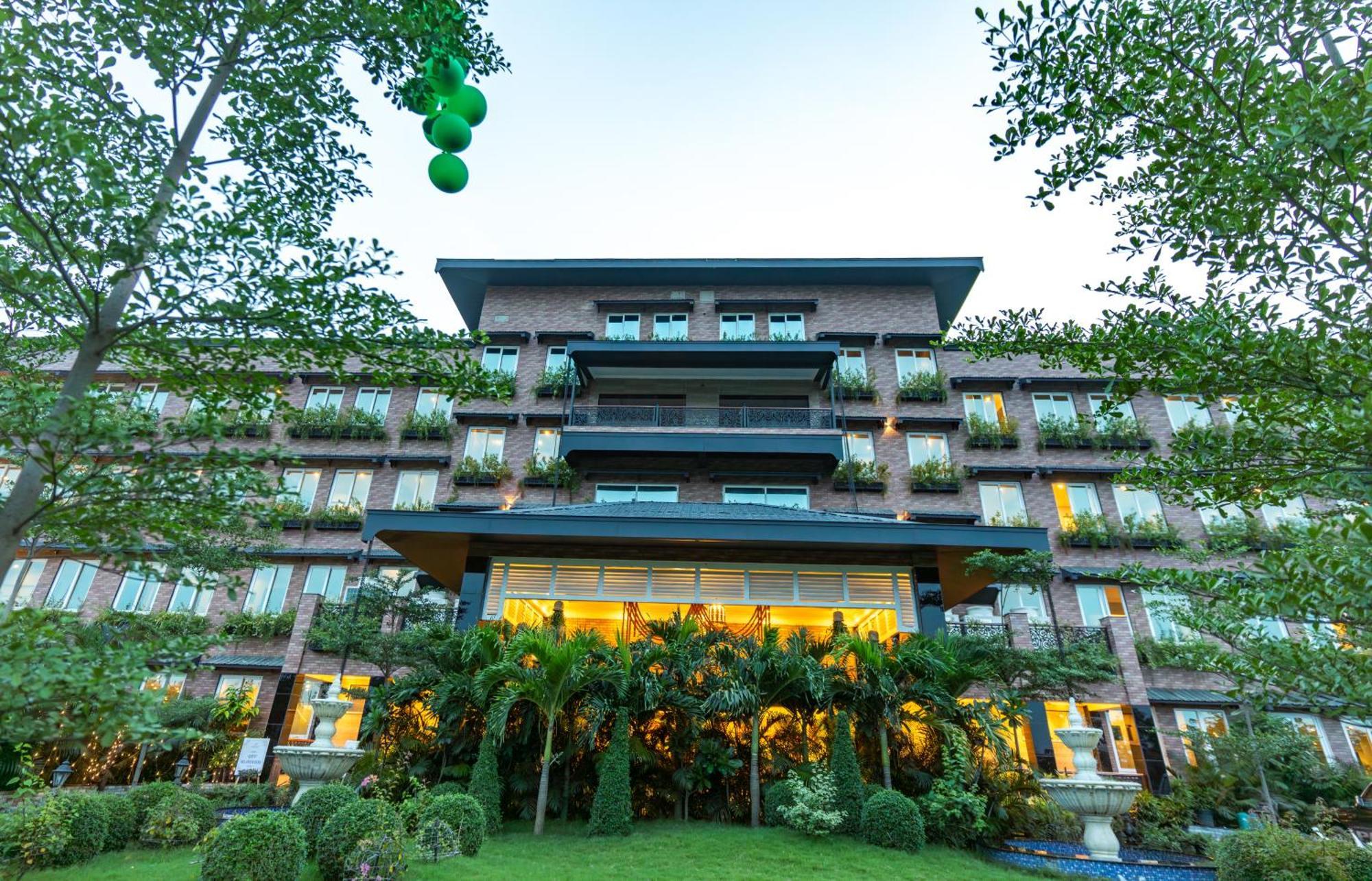 Mayfair Purnea Purnia Exteriör bild